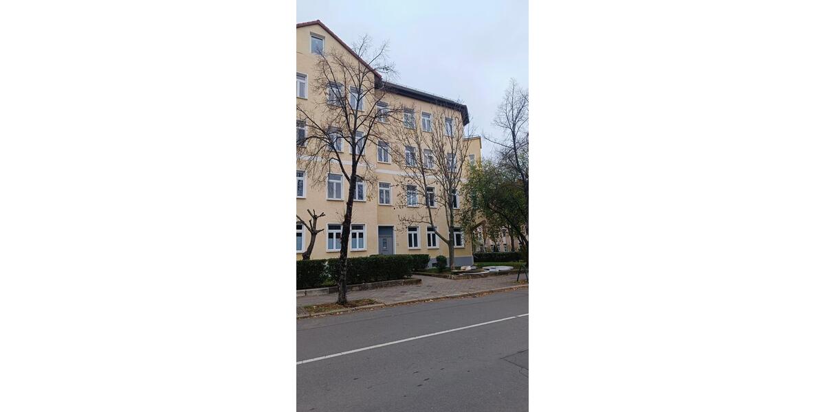 ATLAS IMMOBILIEN: Schöne Etagenwohnung mit modernen Bad 1 zimmer