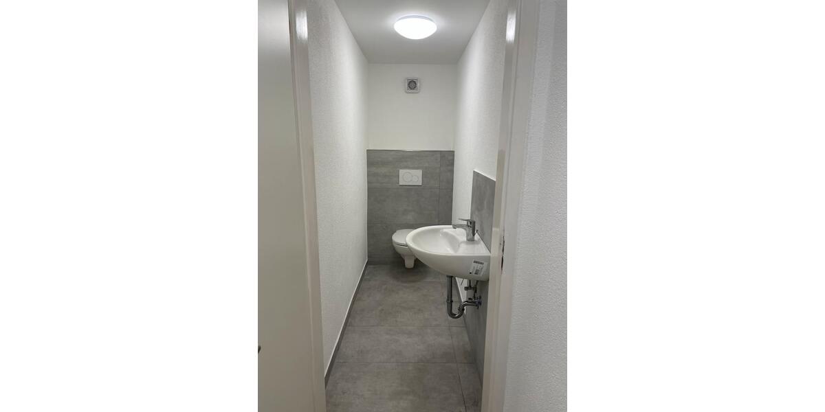 Wohnen auf Zeit Pfinztal - 1 Zimmer, 12 m&sup2;, 400&euro; | Angebot:23596004