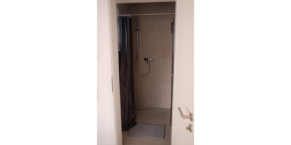 Wohnen auf Zeit Gärtringen - 1 Zimmer, 30 m&sup2;, 75&euro; | Angebot:25436602