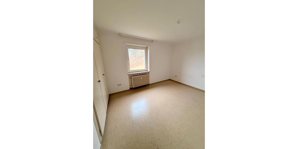 Erdgeschoßwohnung Zweibrücken - 4 Zimmer, 120 m&sup2;, 700&euro; | Angebot:24701667