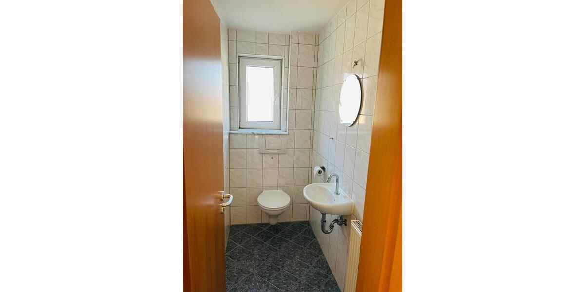 Etagenwohnung Bissingen an der Teck - 4 Zimmer, 99 m&sup2;, 1.060&euro; | Angebot:24817765