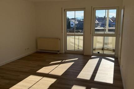 2 Zimmer, Erstbezug nach Renovierung, TG Stellplatz, Balkon 2 zimmer