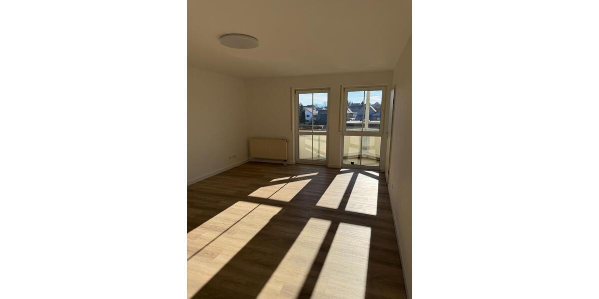 2 Zimmer, Erstbezug nach Renovierung, TG Stellplatz, Balkon 2 zimmer