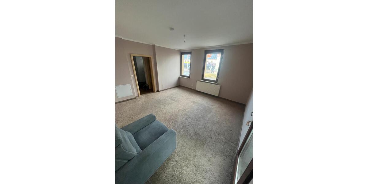 Hochparterre Magdeburg Großer Silberberg - 2 Zimmer, 80 m&sup2;, 680&euro; | Angebot:26524846