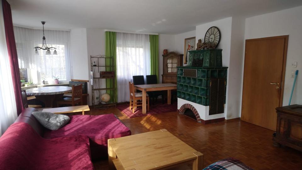 Einfamilienhaus Mellrichstadt - 5.5 Zimmer, 160 m&sup2;, 1.180&euro; | Angebot:25426482