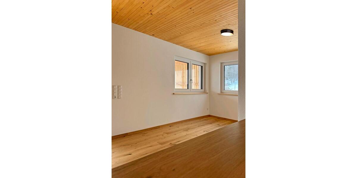 Mehrfamilienhaus, Wohnhaus Bischofsmais - 4.5 Zimmer, 148 m&sup2;, 1.300&euro; | Angebot:26703964