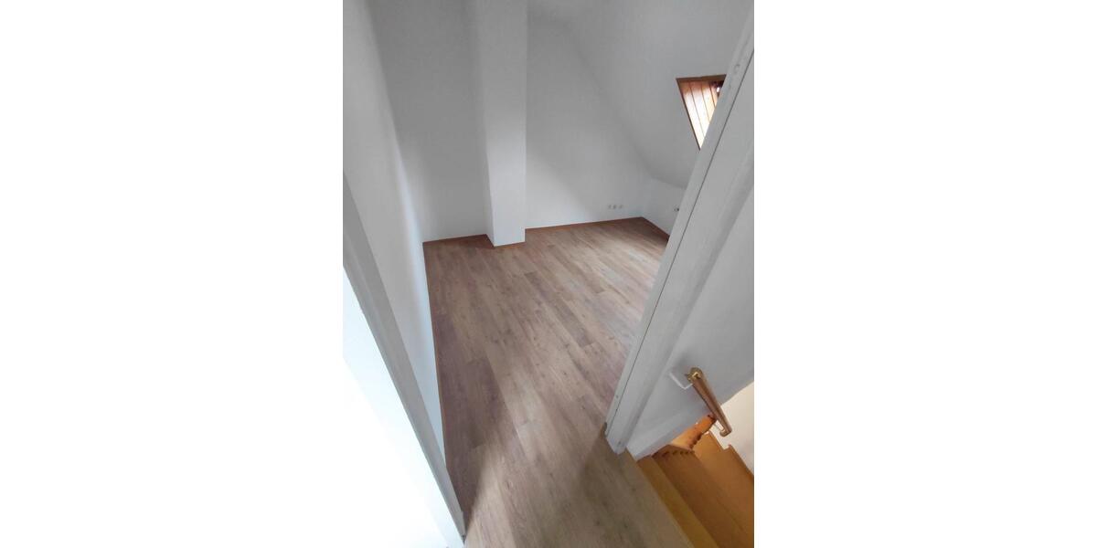 Einfamilienhaus Wanfried - 5 Zimmer, 100 m&sup2;, 900&euro; | Angebot:26493859