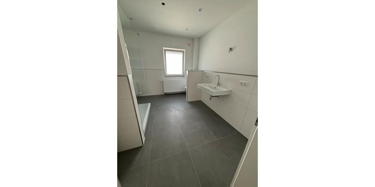 Etagenwohnung Lübbecke - 2 Zimmer, 70 m&sup2;, 735&euro; | Angebot:26612592