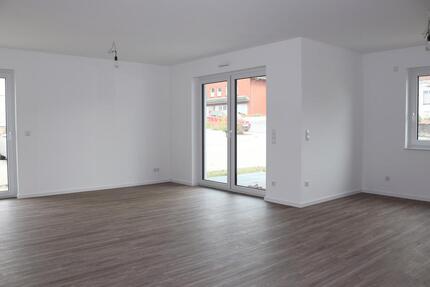 Wohnung Blomberg - 3 Zimmer, 102 m&sup2;, 1.090&euro; | Angebot:26195765