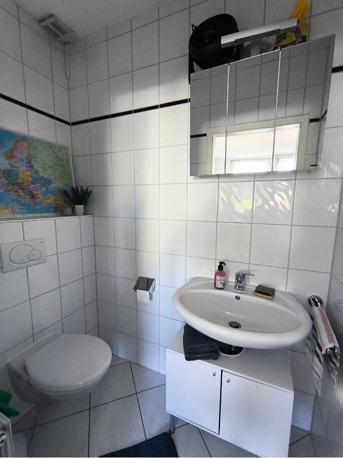**Schicke, helle 2-Zi. Maisonette Wohnung, Westend-Nord, Reuterweg + EBK + Balkon**