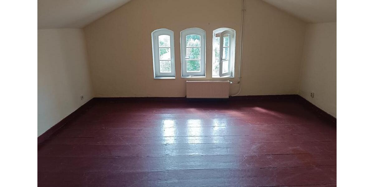 Dachgeschoßwohnung Lalendorf - 1 Zimmer, 38 m&sup2;, 290&euro; | Angebot:25693426