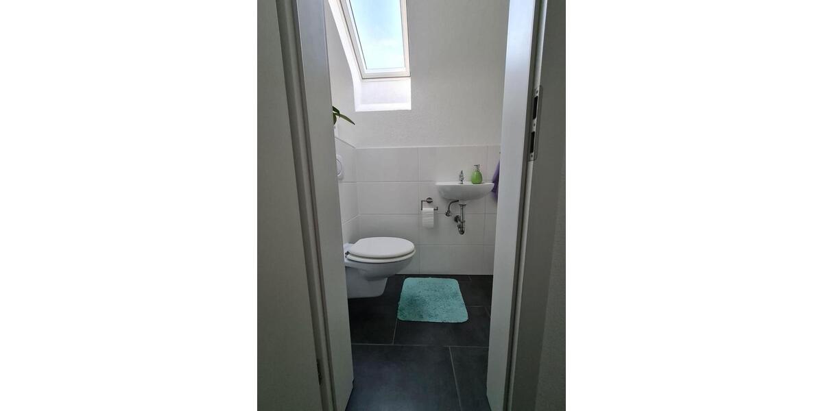 Dachgeschoßwohnung Ditzingen - 3 Zimmer, 88 m&sup2;, 1.190&euro; | Angebot:26600639