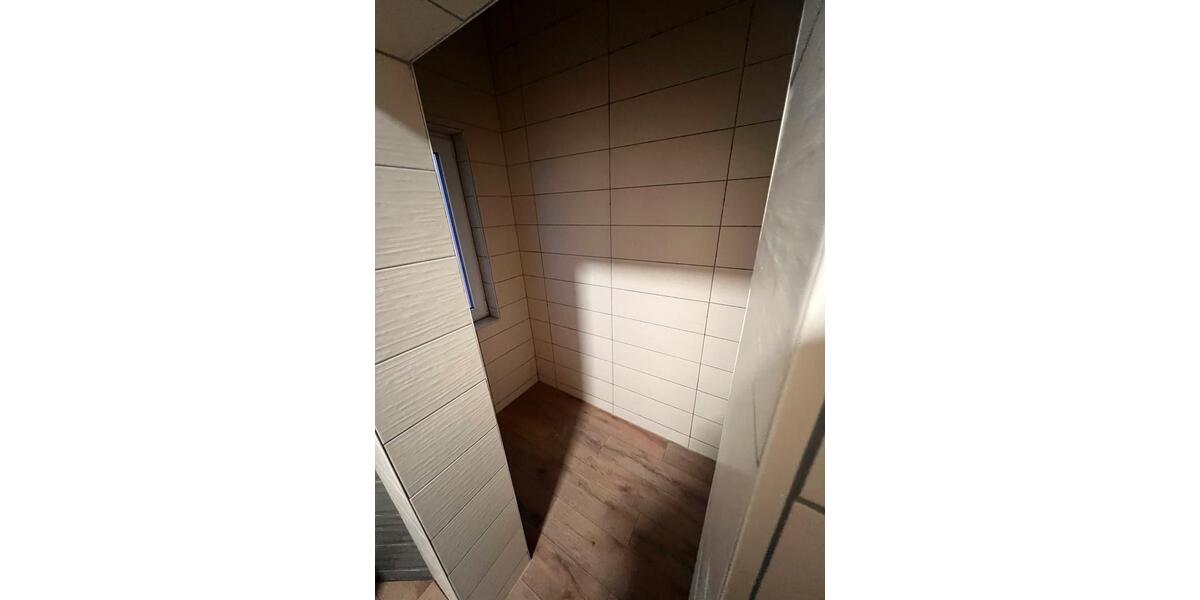 Etagenwohnung Schmalkalden - 4 Zimmer, 105 m&sup2;, 800&euro; | Angebot:24653789