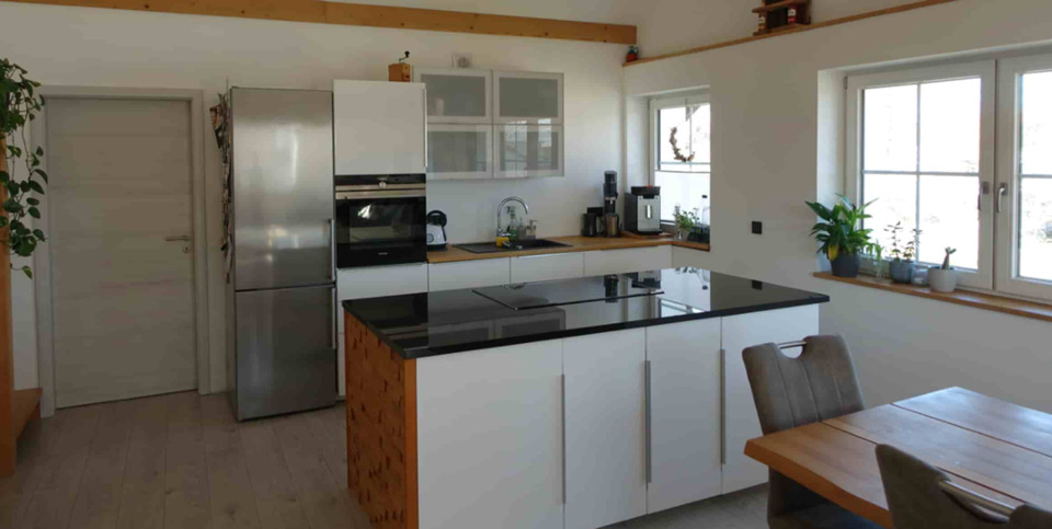 Dachgeschoßwohnung Buchenberg - 3.5 Zimmer, 100 m&sup2;, 1.350&euro; | Angebot:25637723