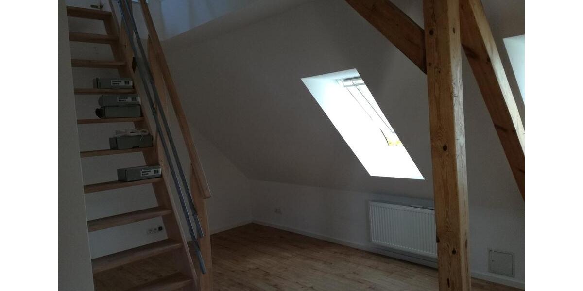 Dachgeschoßwohnung Friesack - 1 Zimmer, 35 m&sup2;, 380&euro; | Angebot:26032852