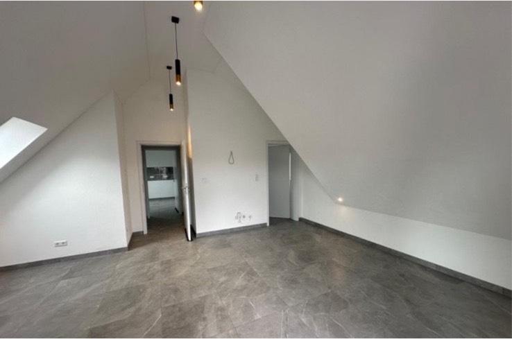 Dachgeschoßwohnung Meißenheim - 1 Zimmer, 60 m&sup2;, 830&euro; | Angebot:26639174