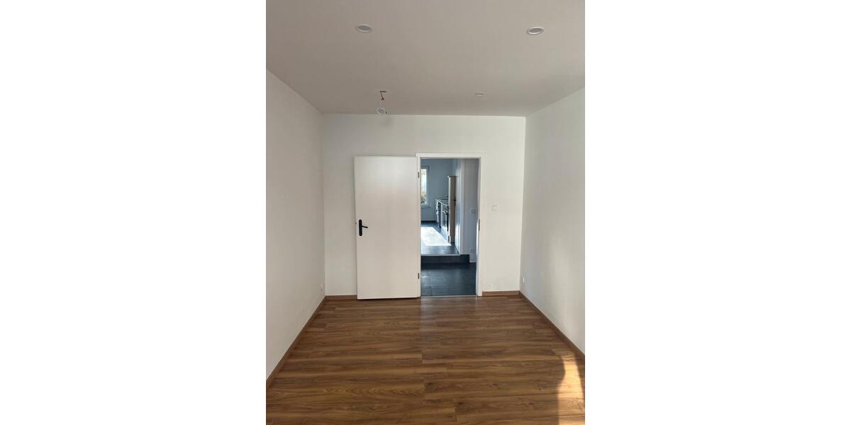 Erdgeschoßwohnung Neuhaus (Oste) - 3.5 Zimmer, 100 m&sup2;, 850&euro; | Angebot:25782492