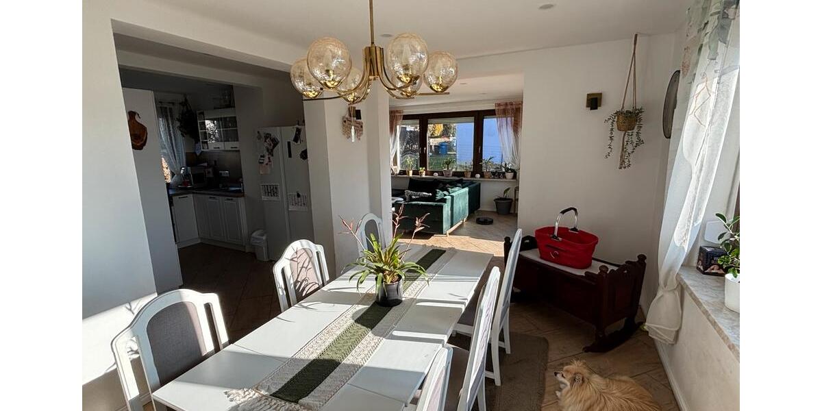 Einfamilienhaus Neuenmarkt - 3 Zimmer, 89 m&sup2;, 1.200&euro; | Angebot:25640618