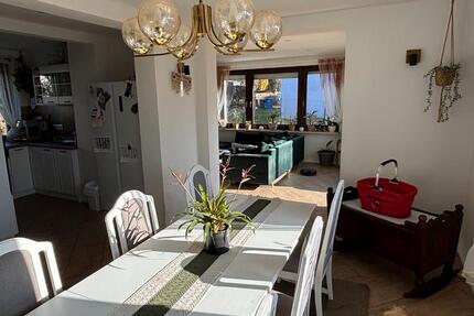 Haus Neuenmarkt - 3 Zimmer, 89 m&sup2;, 1.200&euro; | Angebot:25640618