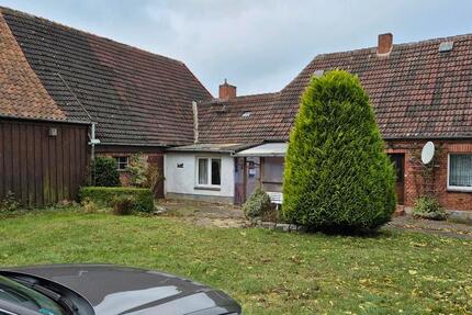 Haus Jördenstorf - 4 Zimmer, 95 m&sup2;, 800&euro; | Angebot:26091952