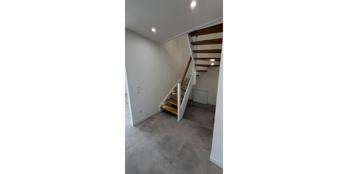 Doppelhaushälfte Ummern - 5 Zimmer, 131 m&sup2;, 1.450&euro; | Angebot:26043149