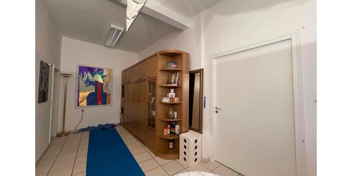 Erdgeschoßwohnung Reutlingen - 3 Zimmer, 111 m&sup2;, 965&euro; | Angebot:26610134
