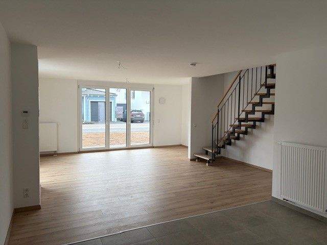 Doppelhaushälfte Biblis - 5 Zimmer, 146 m&sup2;, 1.825&euro; | Angebot:23961853