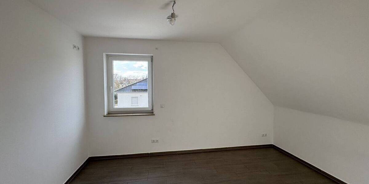 Etagenwohnung Weisendorf - 3 Zimmer, 78 m&sup2;, 765&euro; | Angebot:26376768