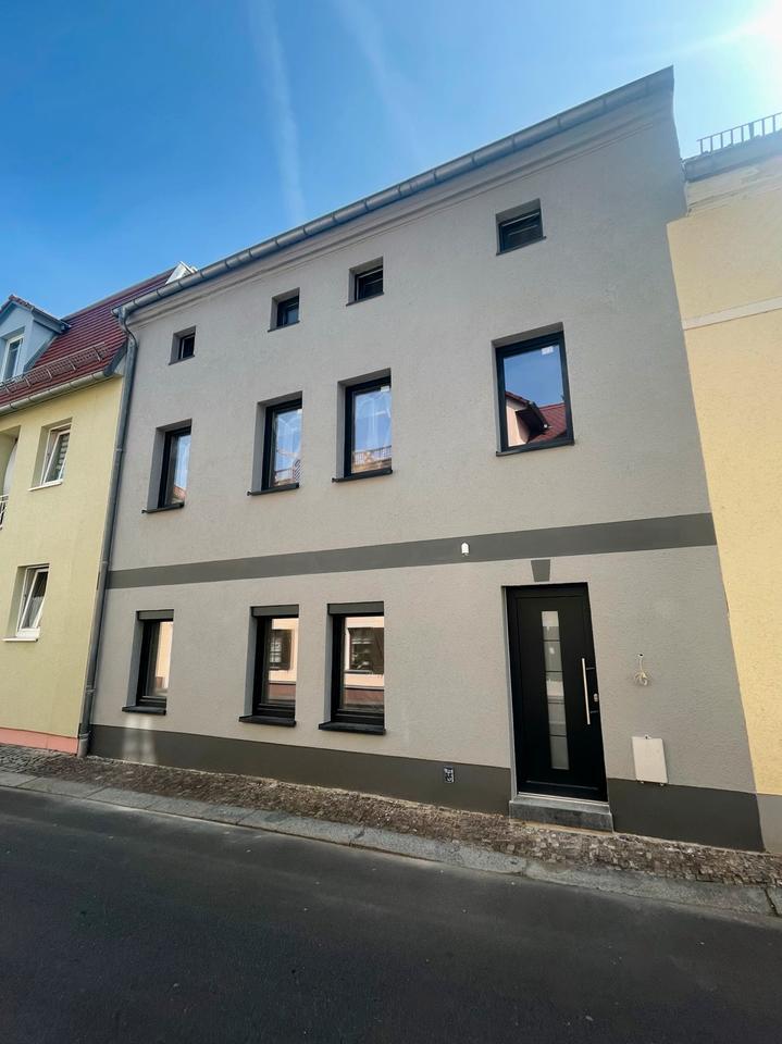 Kernsaniertes Reihenhaus in ruhiger Zentrumslage von Großenhain