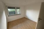 1 Zimmer Möbliert in 3er WG (ca. 10qm oder 15 qm)
