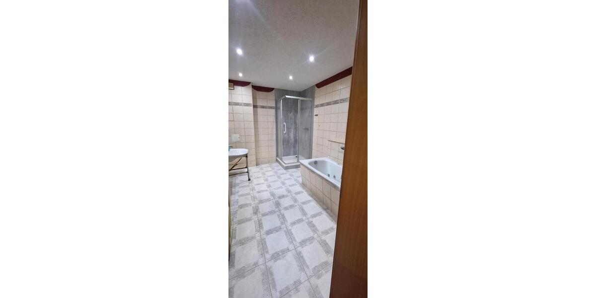 Erdgeschoßwohnung Nienburg (Saale) - 2 Zimmer, 53 m&sup2;, 366&euro; | Angebot:26271464