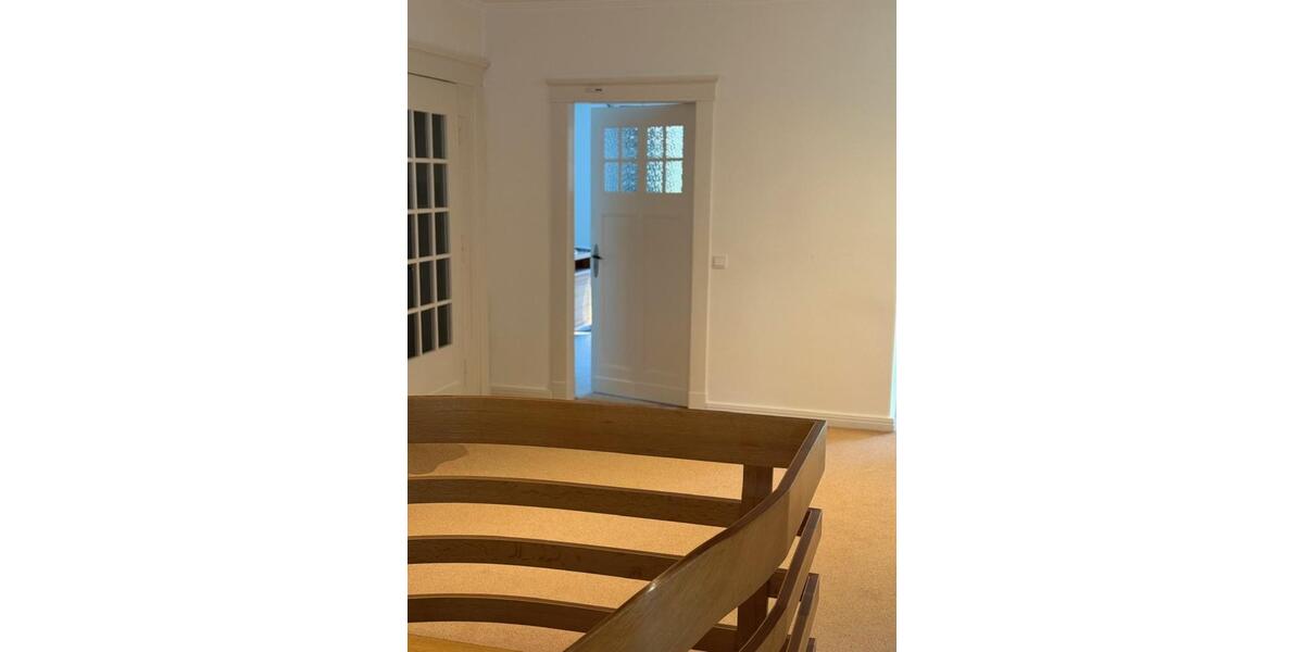 Erdgeschoßwohnung Oldenburg Dobbenviertel - 7 Zimmer, 220 m&sup2;, 2.700&euro; | Angebot:25341094