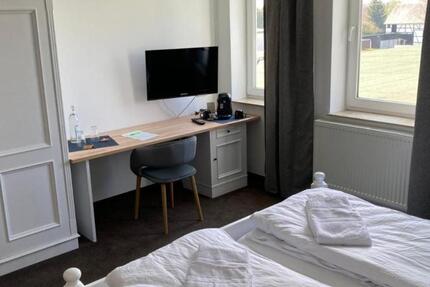 Wohnen auf Zeit Großschirma - 1 Zimmer, 25 m&sup2;, 450&euro; | Angebot:24680132