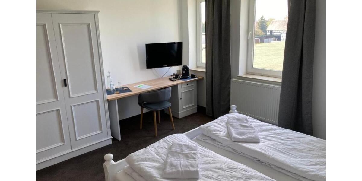 Wohnen auf Zeit Großschirma - 1 Zimmer, 25 m&sup2;, 450&euro; | Angebot:24680132