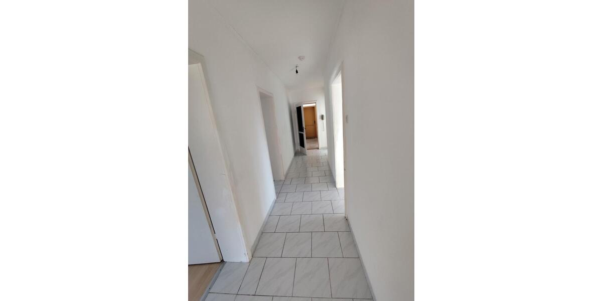 Etagenwohnung Kaufbeuren - 3 Zimmer, 102 m&sup2;, 1.125&euro; | Angebot:26442889