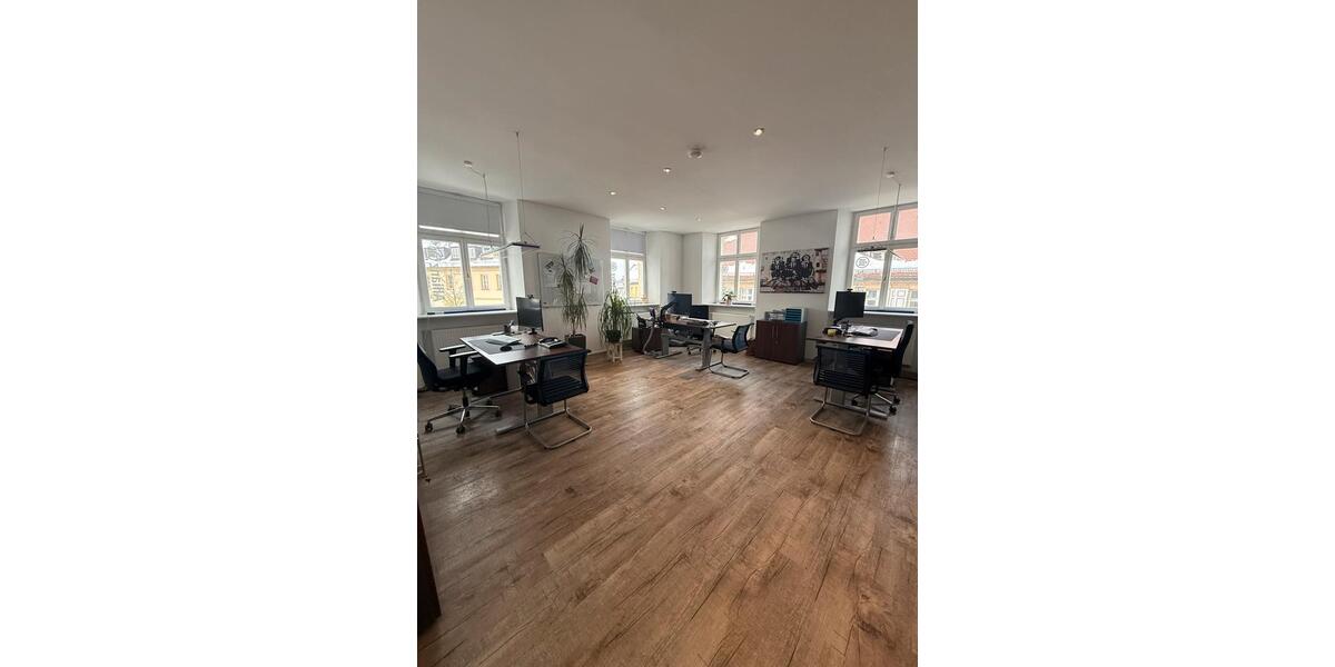 Gewerbeobjekt Zirndorf - 2.785&euro; | Angebot:24694690