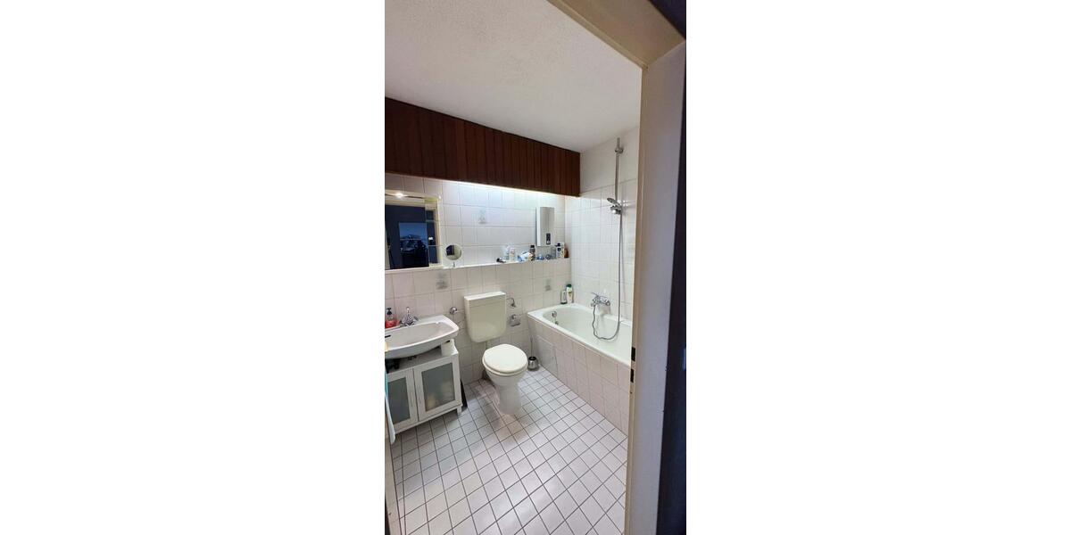 Etagenwohnung Odenthal - 2 Zimmer, 74 m&sup2;, 1.150&euro; | Angebot:26478519