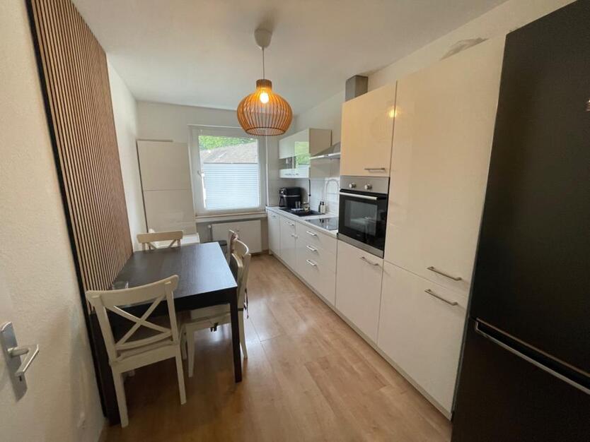 superschöne frisch renovierte 3 Zimmer Wohnung