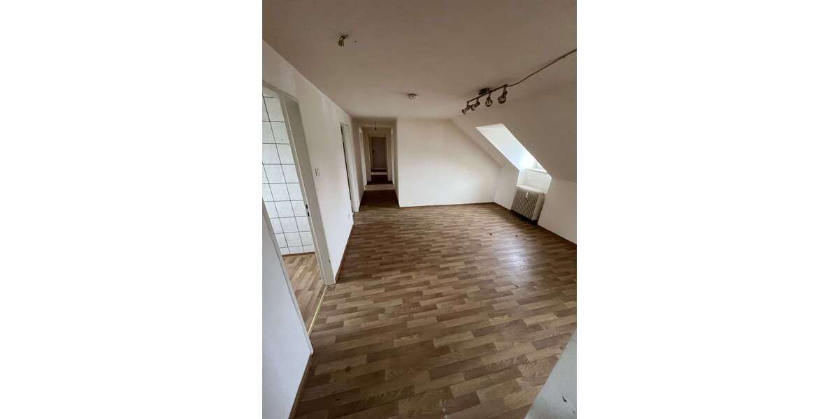 Etagenwohnung Mitterharthausen Mitterharthausen - 5 Zimmer, 89 m&sup2;, 535&euro; | Angebot:26327501