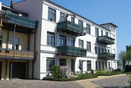 Wohnung Brandenburg an der Havel Bahnhofsvorstadt - 2.5 Zimmer, 106 m&sup2;, 1.052&euro; | Angebot:27249507
