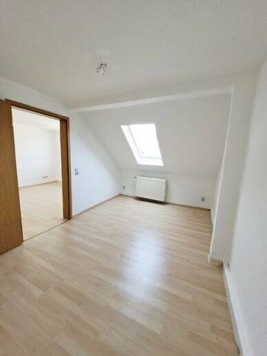 Etagenwohnung Waldheim Schönberg - 2 Zimmer, 45 m&sup2;, 250&euro; | Angebot:25743295