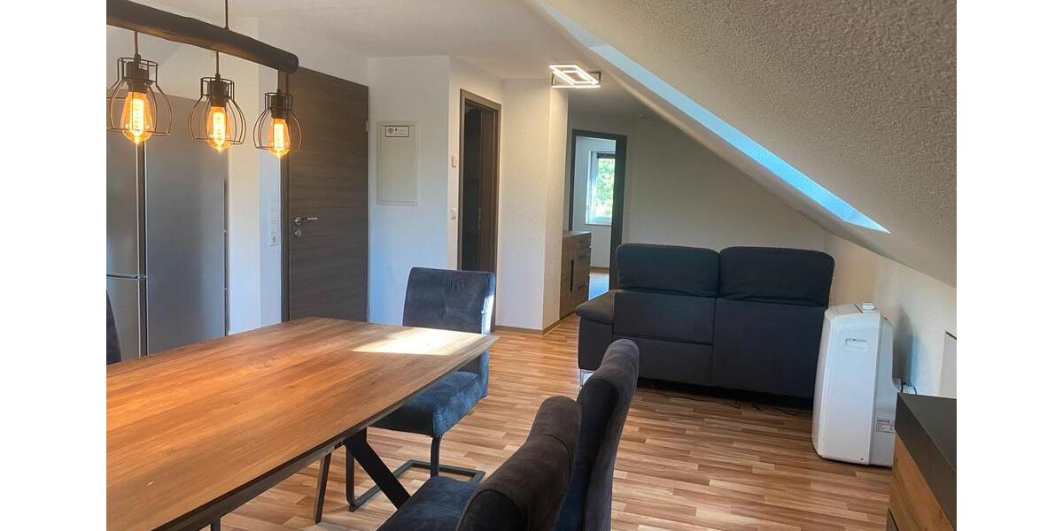 Dachgeschoßwohnung Triefenstein - 2 Zimmer, 58 m&sup2;, 890&euro; | Angebot:26617103