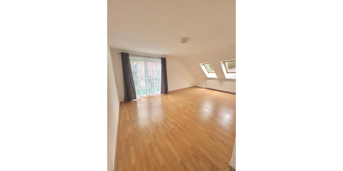 Dachgeschoßwohnung Bad Saarow - 3 Zimmer, 95 m&sup2;, 1.160&euro; | Angebot:24374882