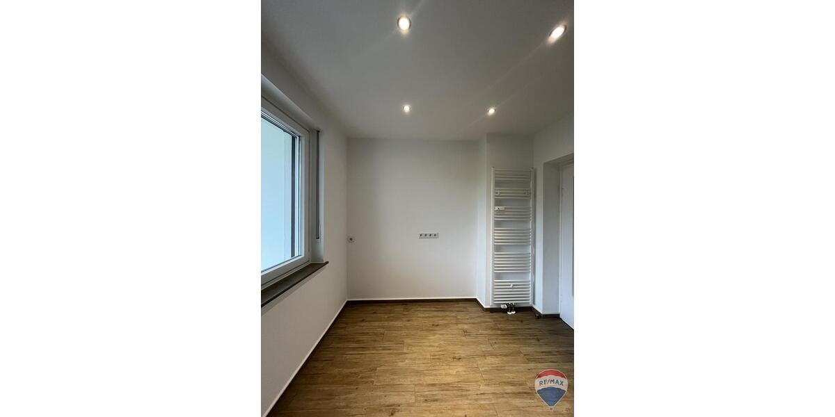 Erdgeschoßwohnung Kevelaer - 4 Zimmer, 100 m&sup2;, 1.260&euro; | Angebot:23862057