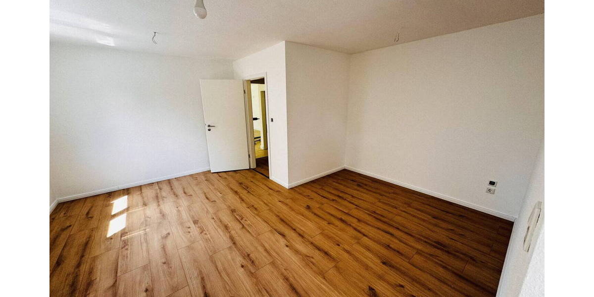Etagenwohnung Bruchköbel - 5 Zimmer, 160 m&sup2;, 2.240&euro; | Angebot:26171208