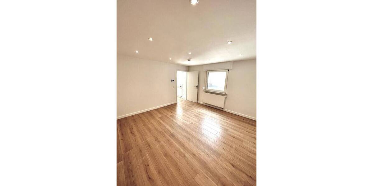 Etagenwohnung Mainz Weisenau - 2 Zimmer, 42 m&sup2;, 820&euro; | Angebot:26036691