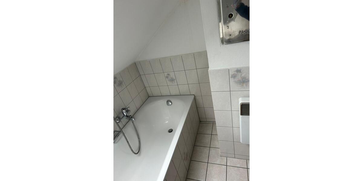 Dachgeschoßwohnung Winterlingen - 4 Zimmer, 60 m&sup2;, 550&euro; | Angebot:25948437
