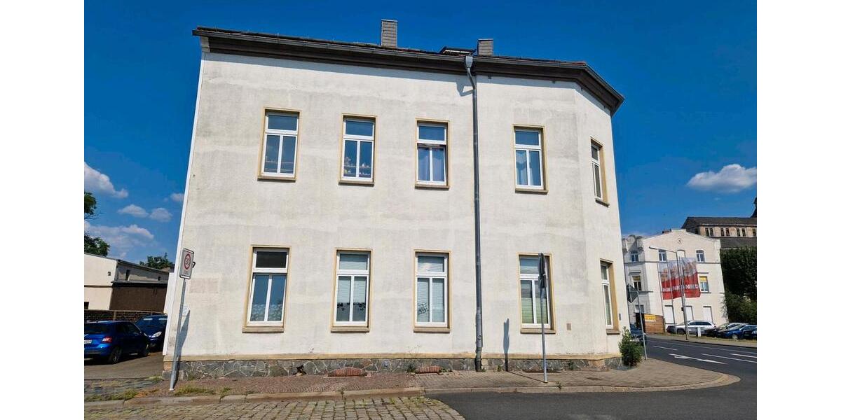 Große 3-4-Zimmer-Wohnung 95 m² | renoviert | Stellplatz möglich 4 zimmer