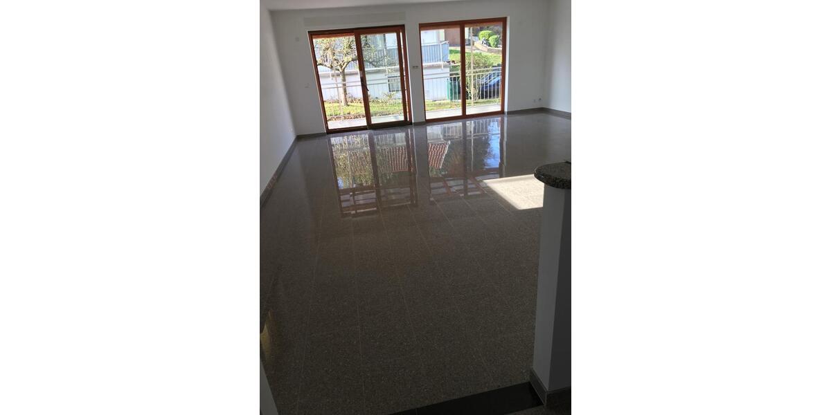 Etagenwohnung Saarbrücken Ensheim - 4 Zimmer, 105 m&sup2;, 850&euro; | Angebot:26225918