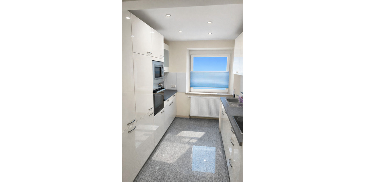 Etagenwohnung Augsburg Innenstadt - 3 Zimmer, 14 m&sup2;, 495&euro; | Angebot:24997175